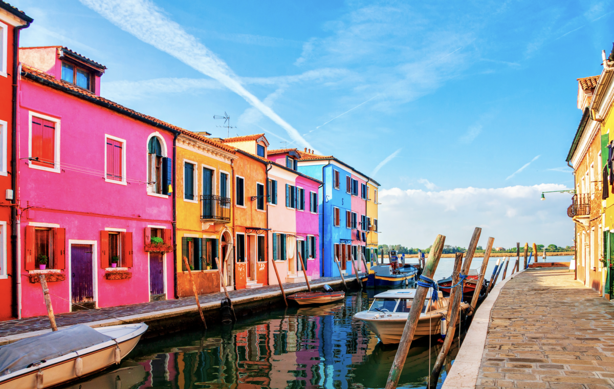 Burano Italy with colorful buildings